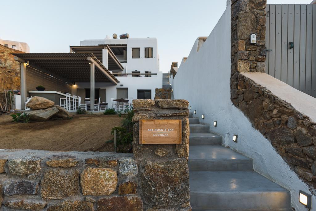Sea Rock & Sky Private Residence Merchia Beach Exteriör bild
